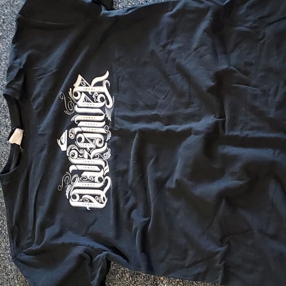 Quicksilver tshirt - Picture 1 of 3